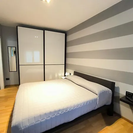 Casa Dina Бавено