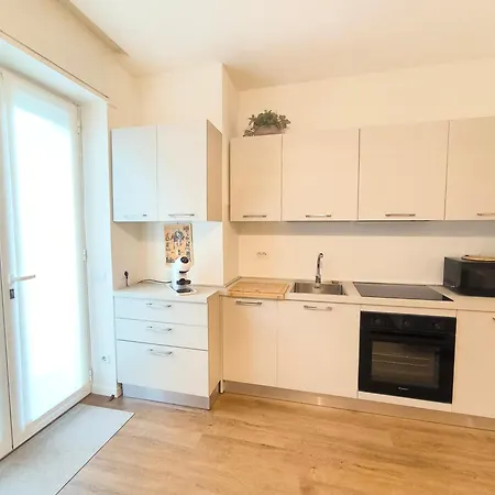 Апартаменты Casa Dina Бавено