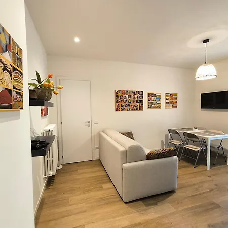 Casa Dina アパート バヴェーノ